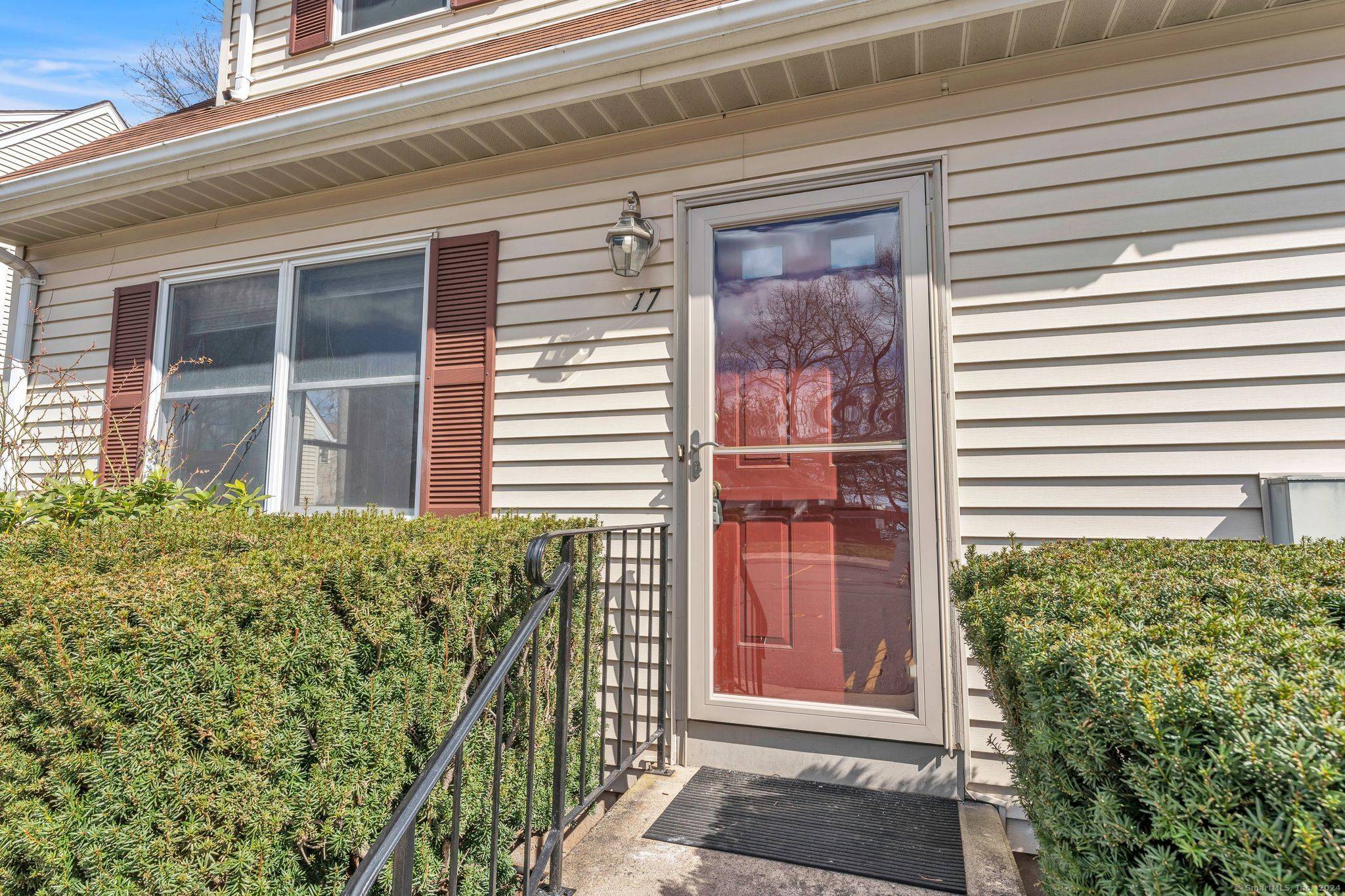 17 Windwood Drive #17, Windsor Locks, CT 06096
