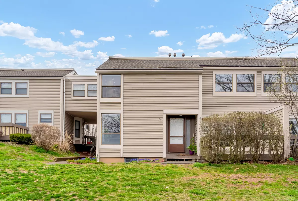 Rocky Hill, CT 06067,35 Stevens Place #35