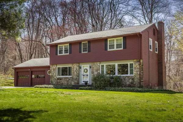 63 Blue Ridge Drive, Manchester, CT 06040