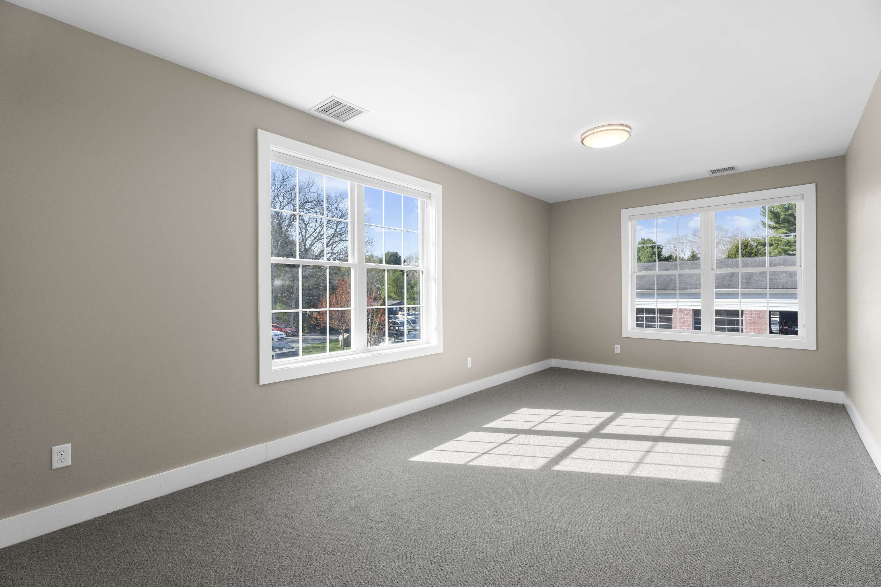 Old Lyme, CT 06371,149-C Boston Post Road