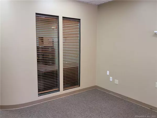 Middletown, CT 06457,362 Industrial Park Road #3