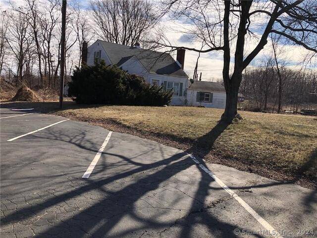 South Windsor, CT 06074,2092 John Fitch Boulevard