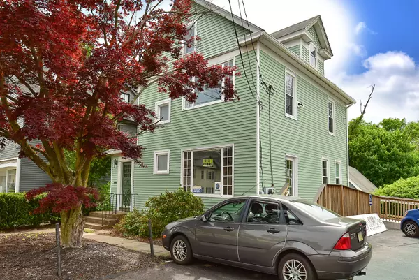 Manchester, CT 06040,600 Center Street