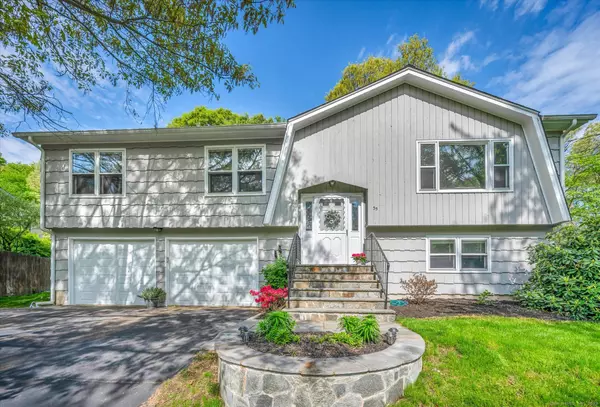 35 Richard Boulevard, Shelton, CT 06484