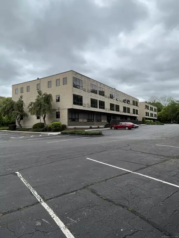 Waterford, CT 06385,567 Vauxhall Street Extension #307,308,309,310