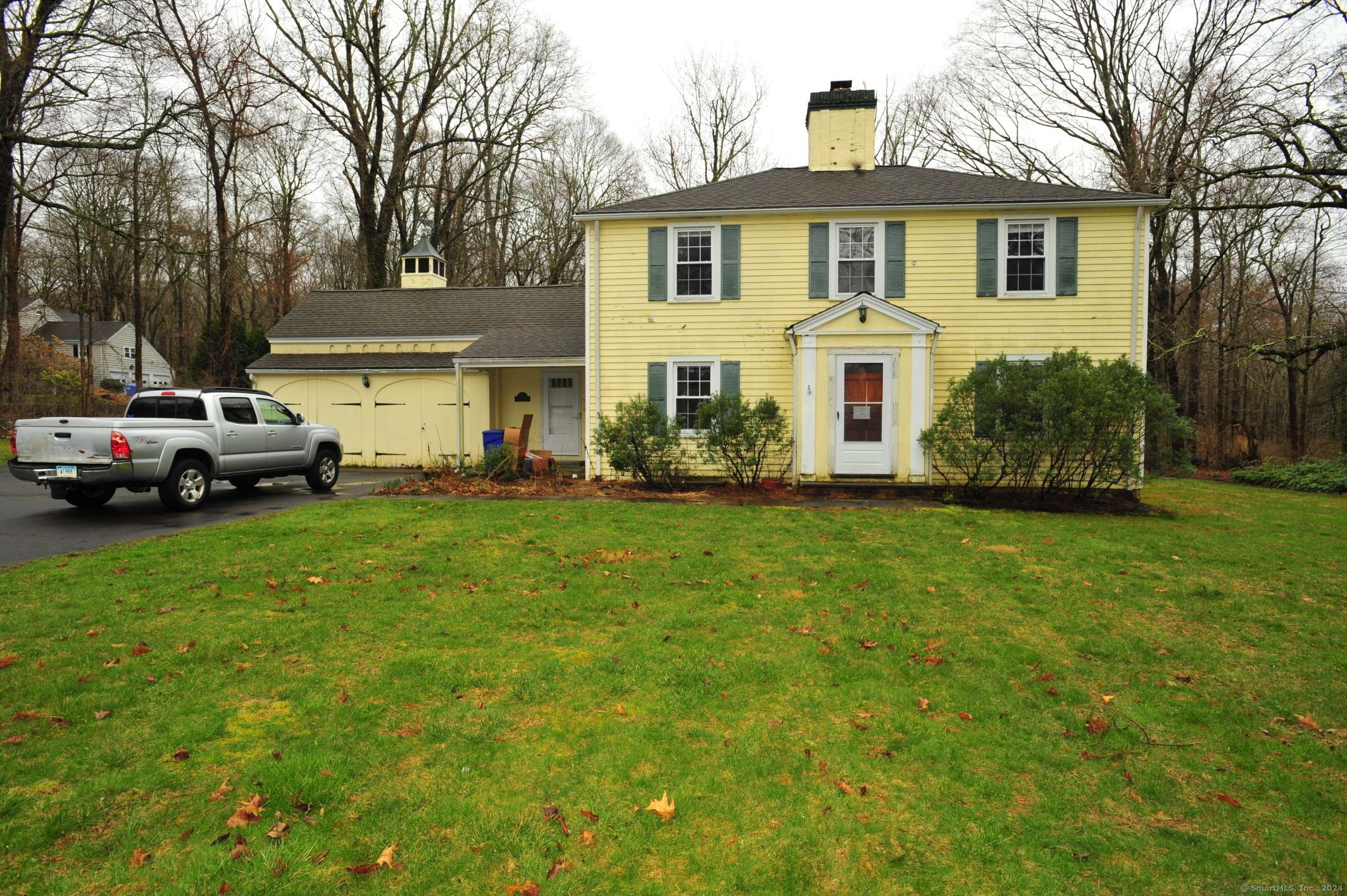 134 Center Road, Woodbridge, CT 06525