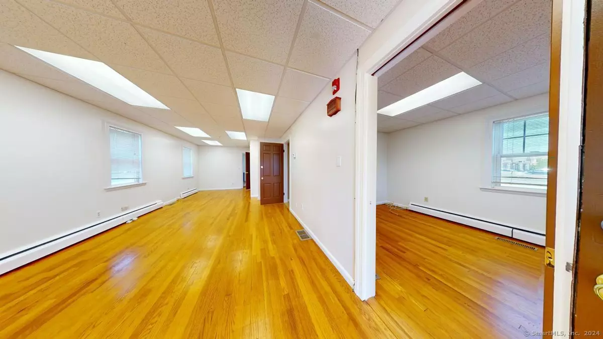 Berlin, CT 06037,1200 Farmington Avenue #1