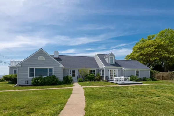 Old Saybrook, CT 06475,1 Fenwood Drive