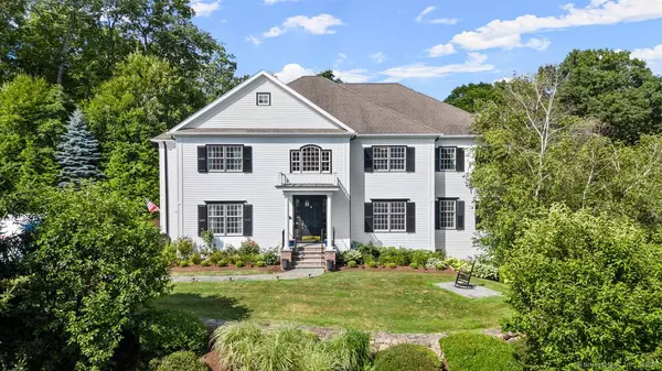 14 Magellan Lane, Easton, CT 06612