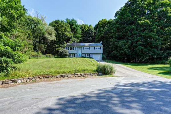 39 Hickory Road, Colchester, CT 06415