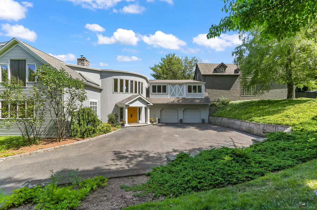 Weston, CT 06883,2 Soundview Farm Road