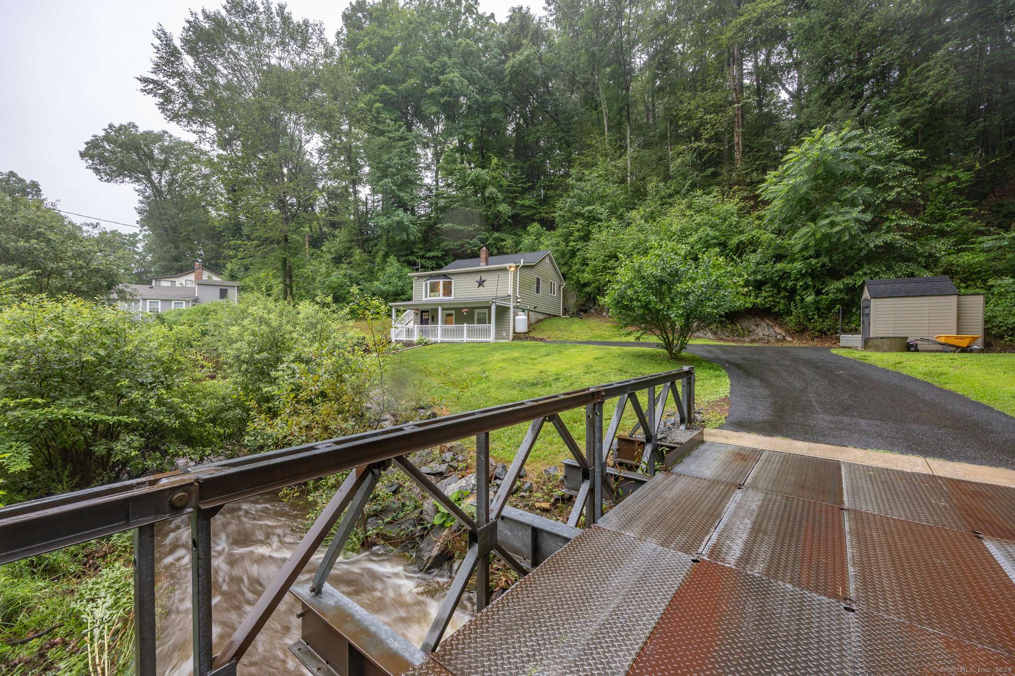 34 Lakemere Drive,  Southbury,  CT 06488