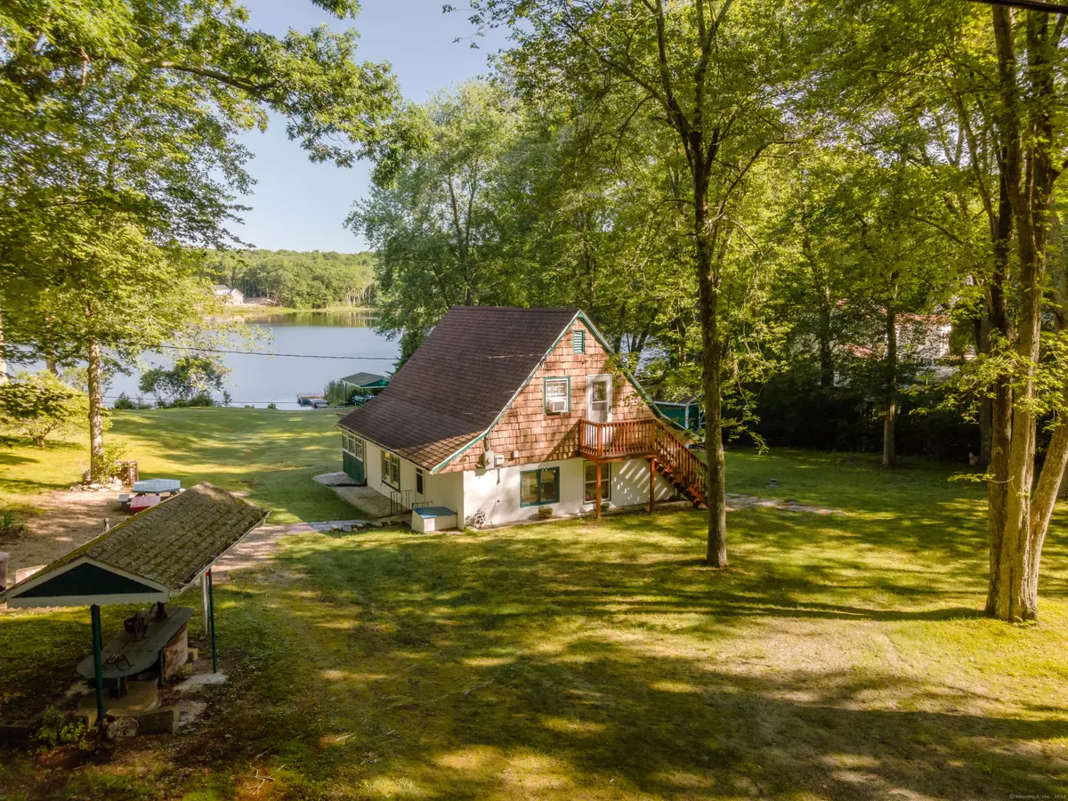 North Stonington, CT 06359,105 Lakeside Drive