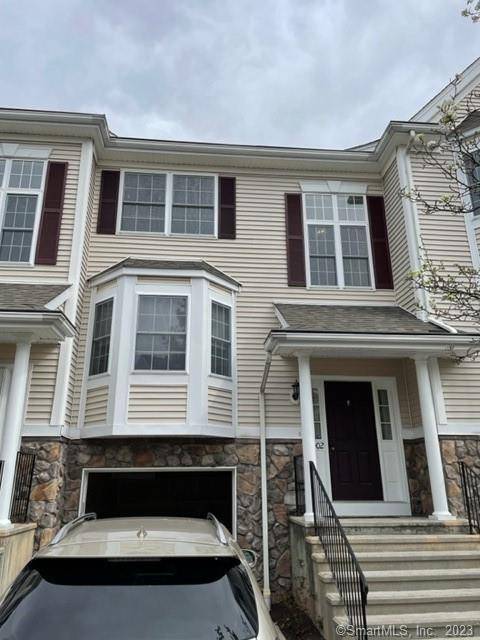 1002 Larson Drive #1002, Danbury, CT 06810