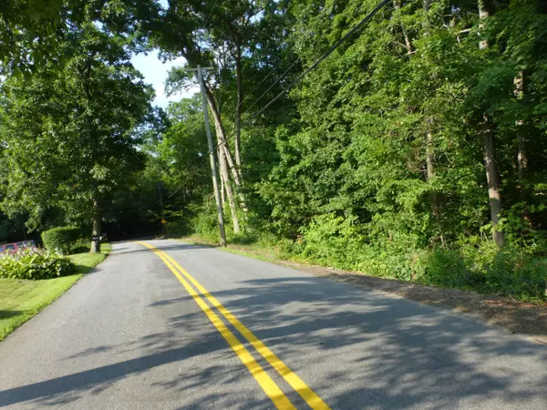 May Street, Naugatuck, CT 06770