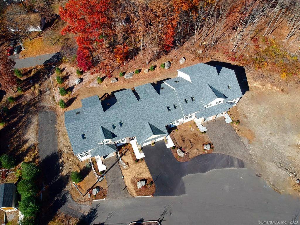 Naugatuck, CT 06770,29 Gaby Lane