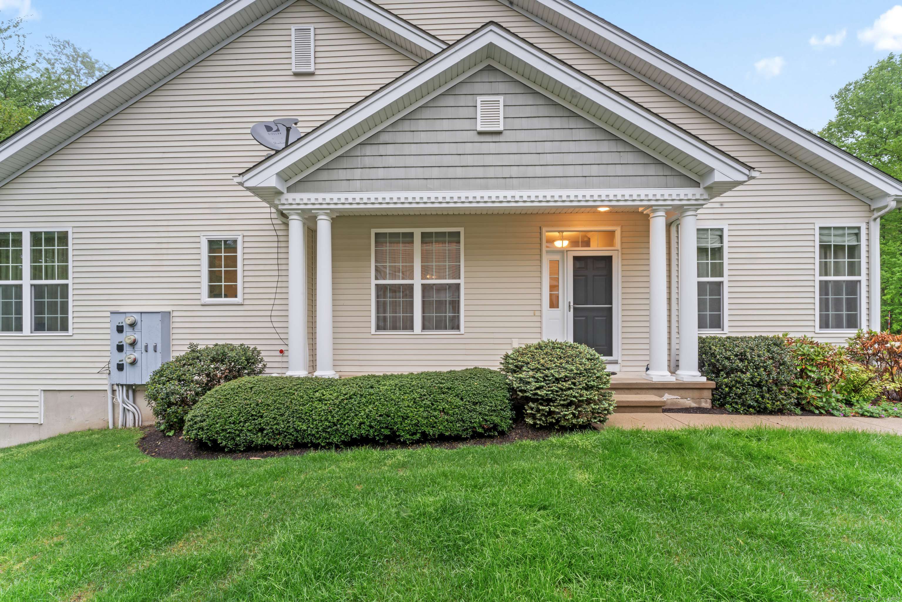 127 Sycamore Drive #127, Prospect, CT 06712