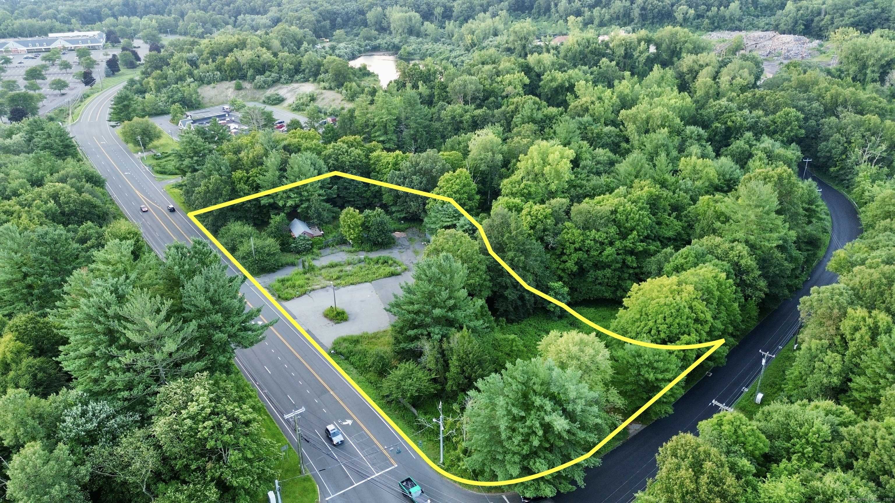 271 & 263 South Main Street, Newtown, CT 06470