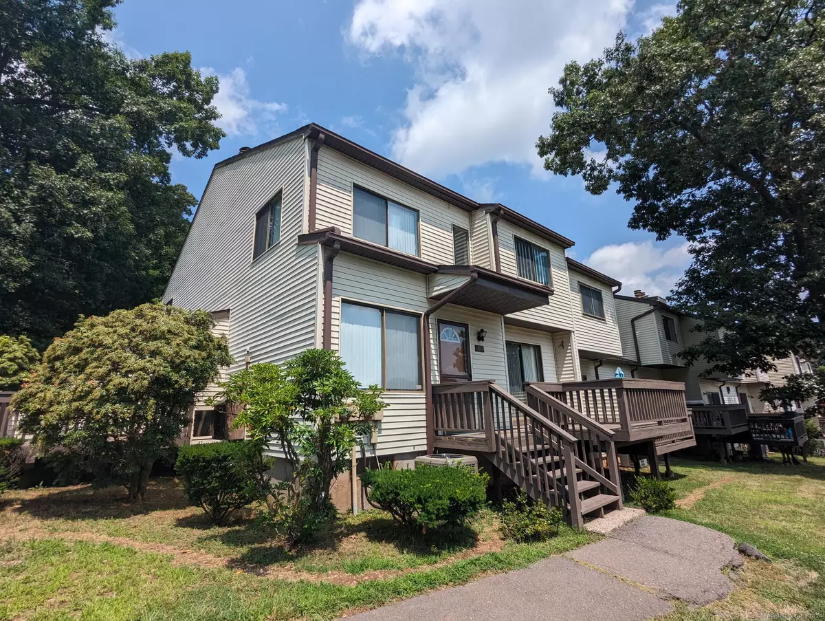 Newington, CT 06111,169 Cypress Road #169