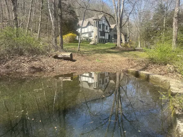 Kent, CT 06757,13 Cobble Heights Road