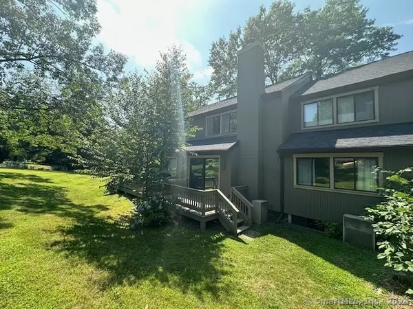 Woodbury, CT 06798,31 Woods Way #31