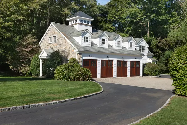 New Canaan, CT 06840,114 Ferris Hill Road