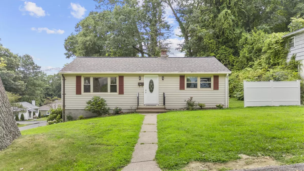 Waterbury, CT 06708,117 Arden Road