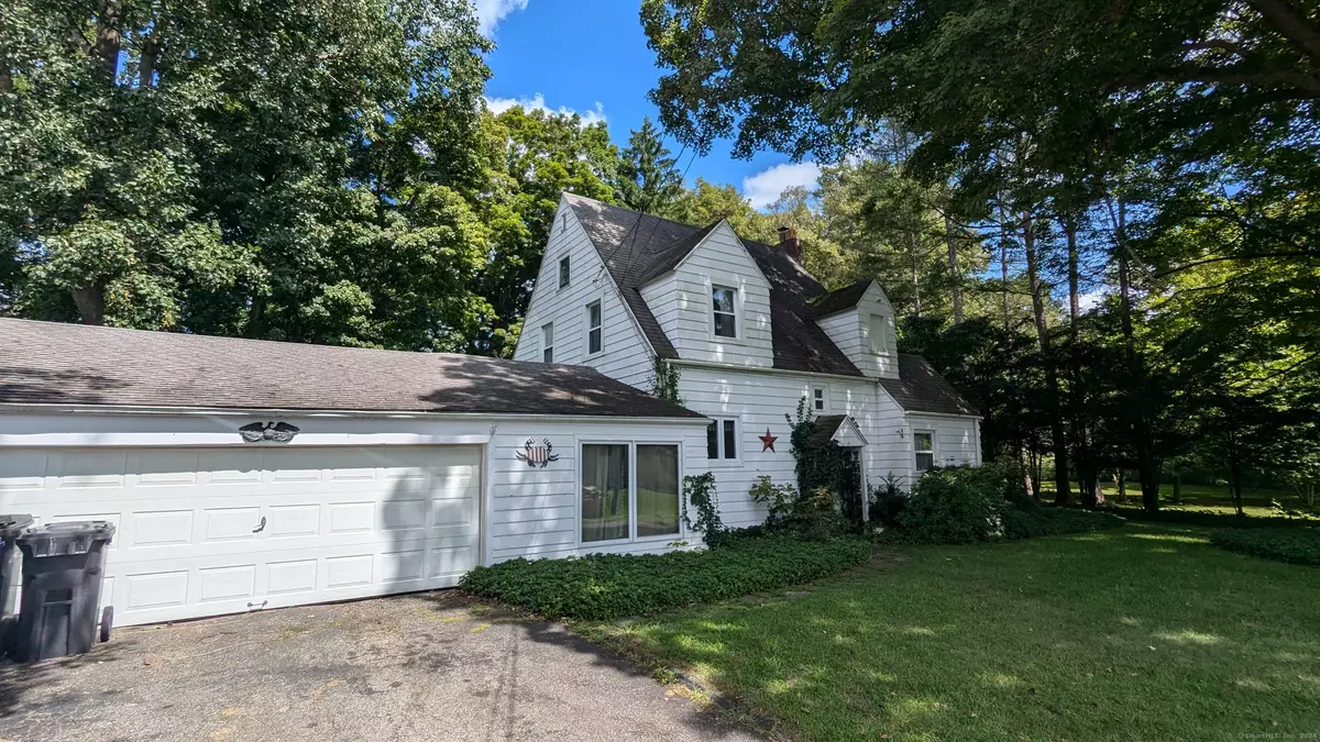 New Milford, CT 06776,20 Schaghticoke Trail