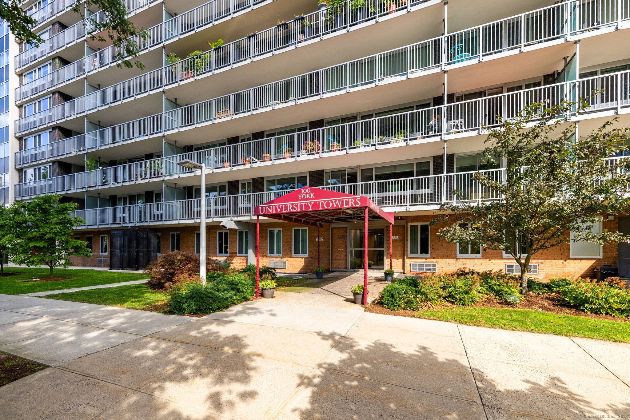 100 York Street #8H, New Haven, CT 06511