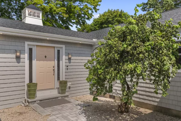 43 Magna Lane, Westbrook, CT 06498