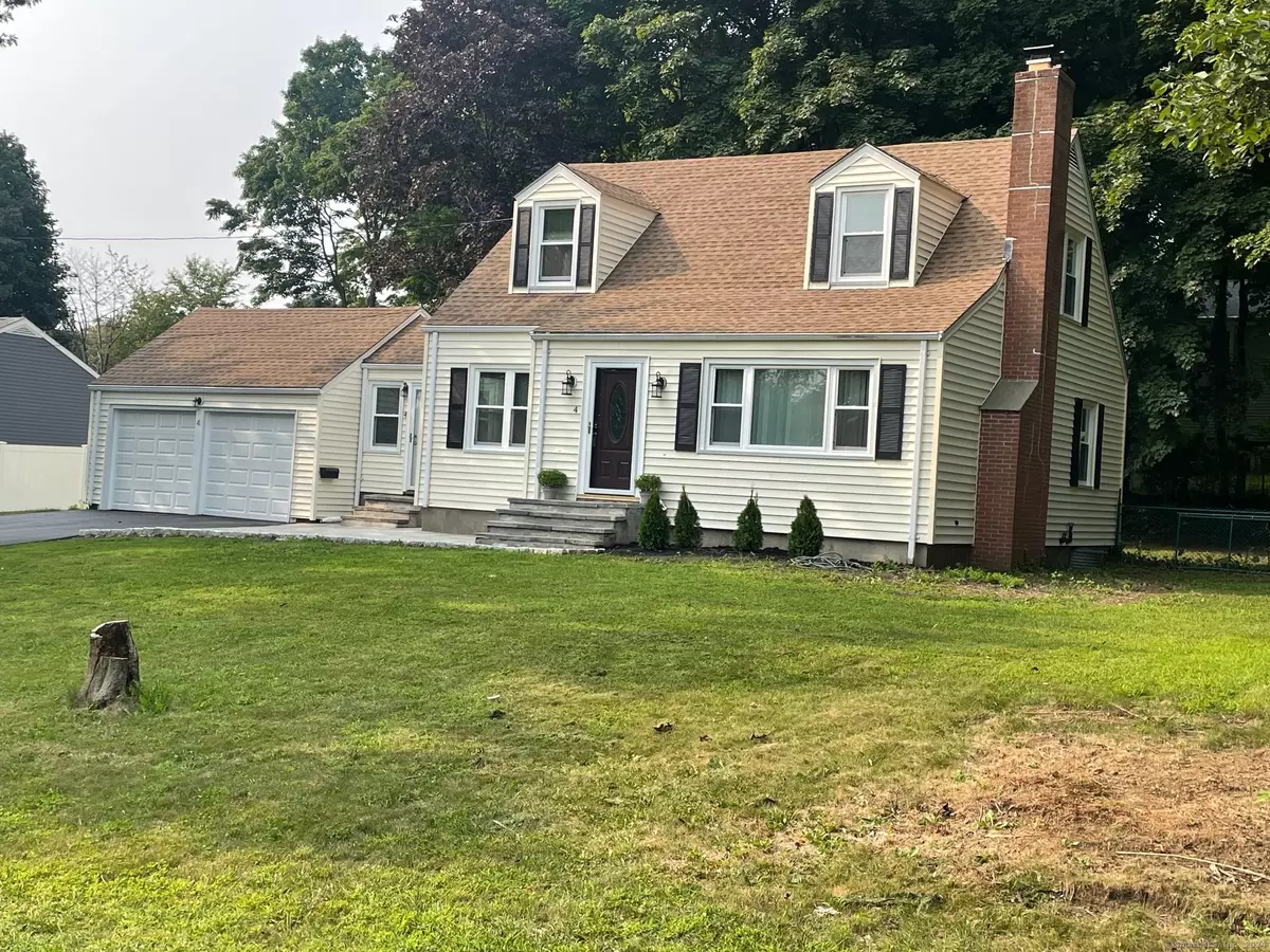 Trumbull, CT 06611,4 Arden Road