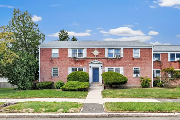 178 Seaton Road #APT 2, Stamford, CT 06902