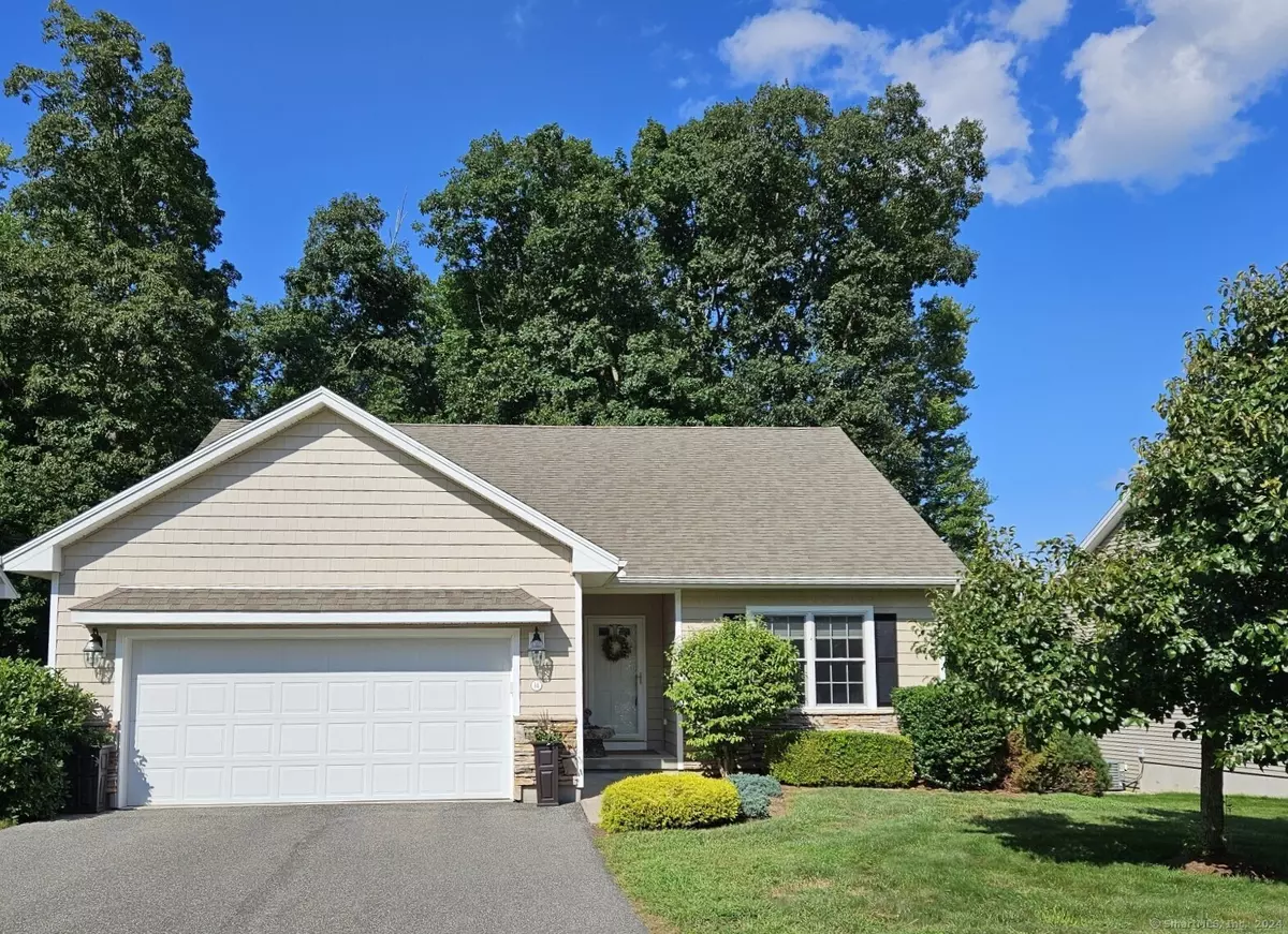 Colchester, CT 06415,14 Granite Court #14