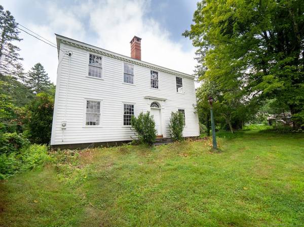 27 Beech Hill Road, Granville, MA 01034