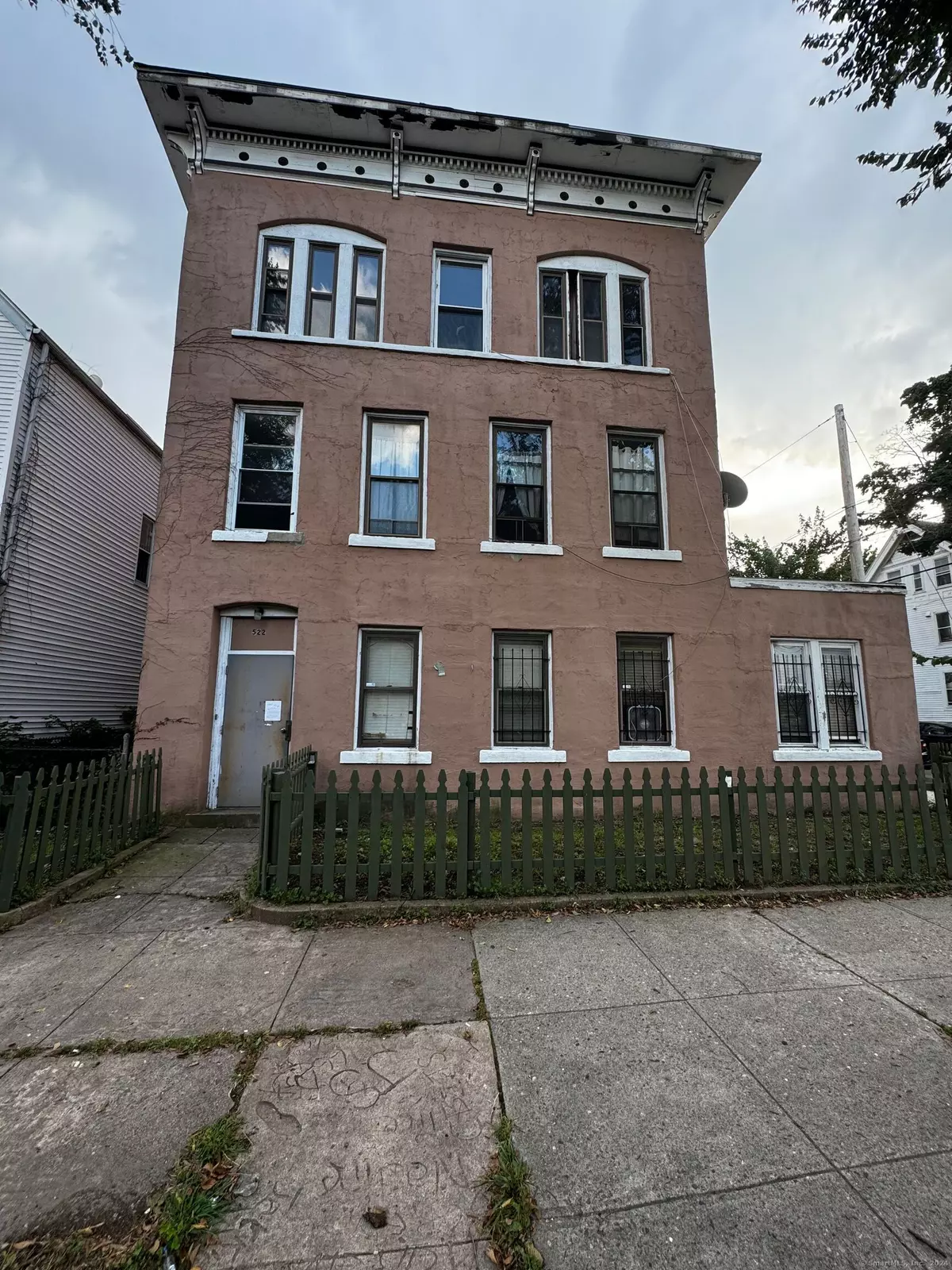 New Haven, CT 06511,522 Elm Street