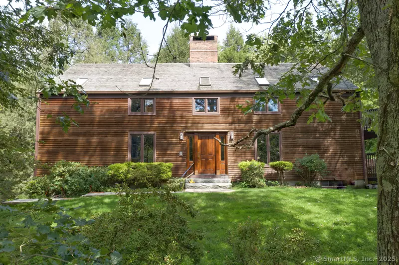 148 Flanders Road, Woodbury, CT 06798