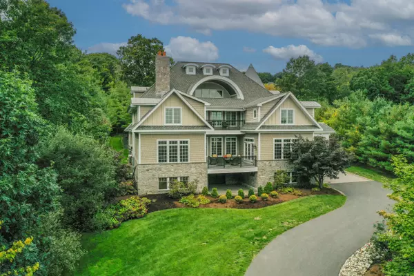 162 Balfour Drive, West Hartford, CT 06117