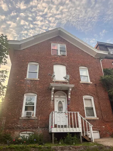 36 Cliff Street, Norwich, CT 06360