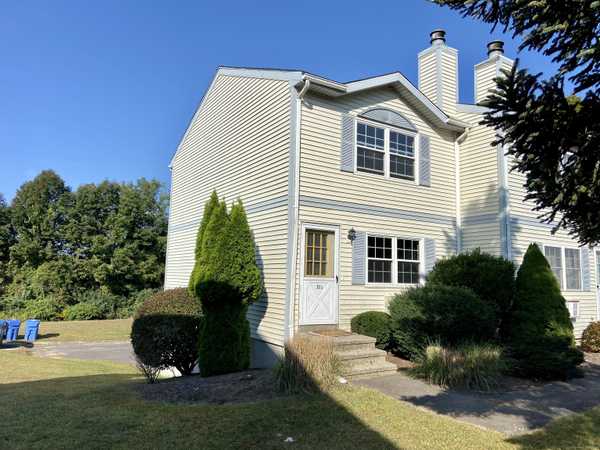 38 Crystal Lane #APT D, Mansfield, CT 06268