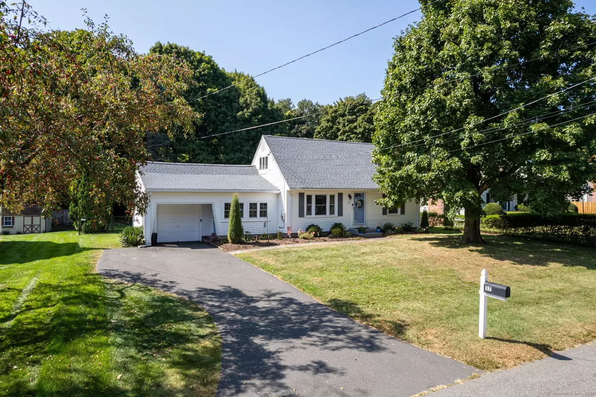 Somers, CT 06071,37 Maple Ridge Drive