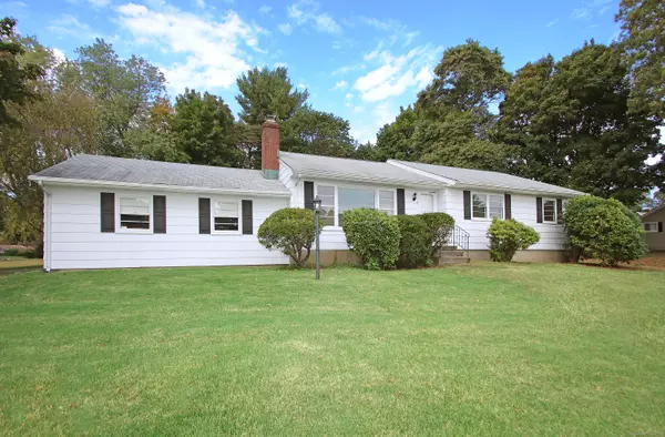 Shelton, CT 06484,9 Lynne Terrace