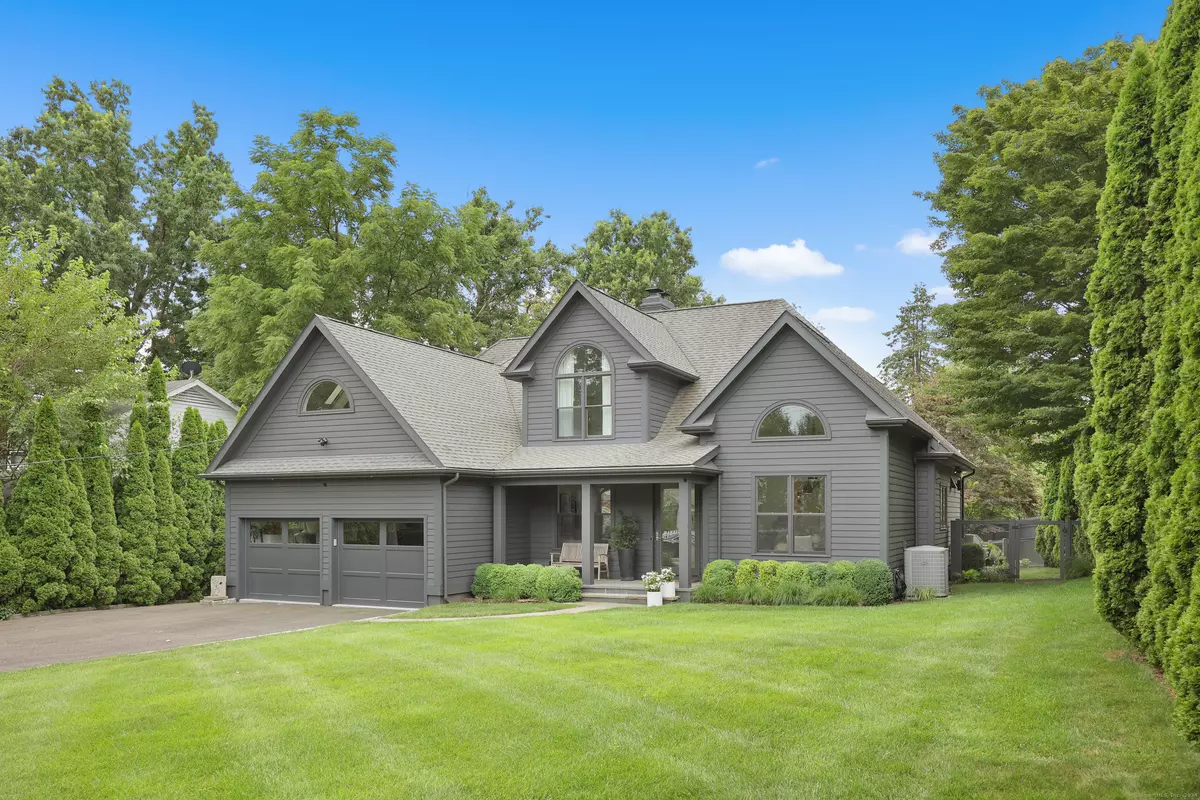 Greenwich, CT 06870,26 Tomac Avenue