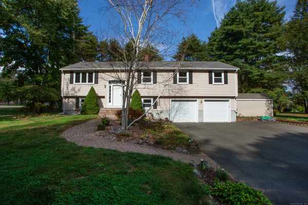 100 Latimer Lane, Simsbury, CT 06089