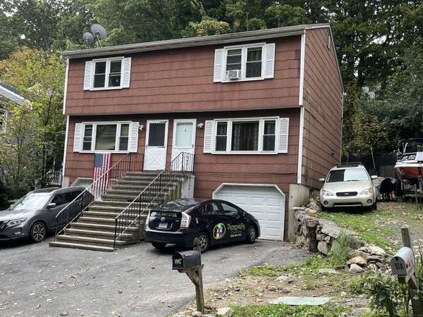 8 Irving Place, Danbury, CT 06810