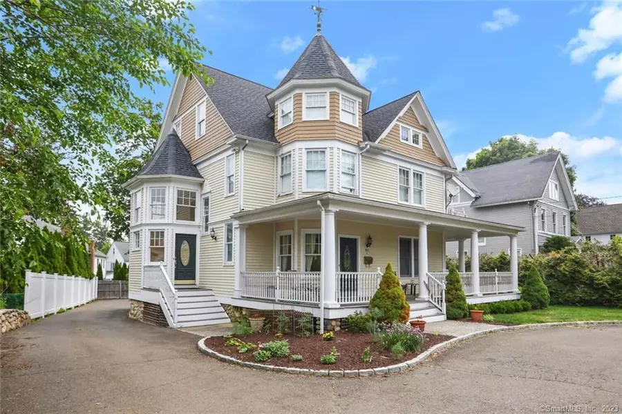 190 Main Street, New Canaan, CT 06840