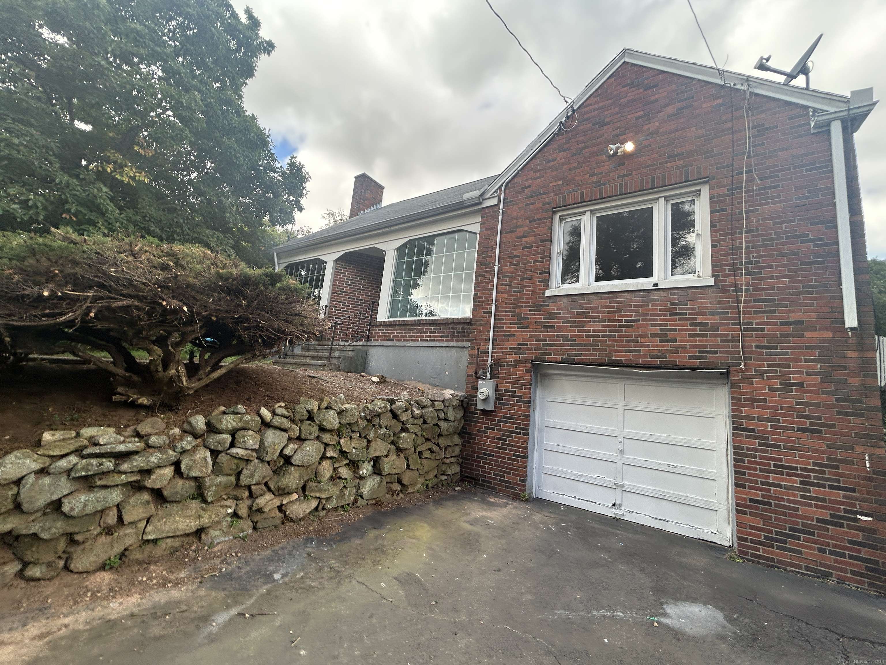 North Haven, CT 06473,1920 Hartford Turnpike