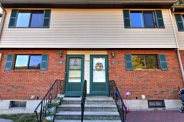 39 Horton Hill Road #APT 7F, Naugatuck, CT 06770