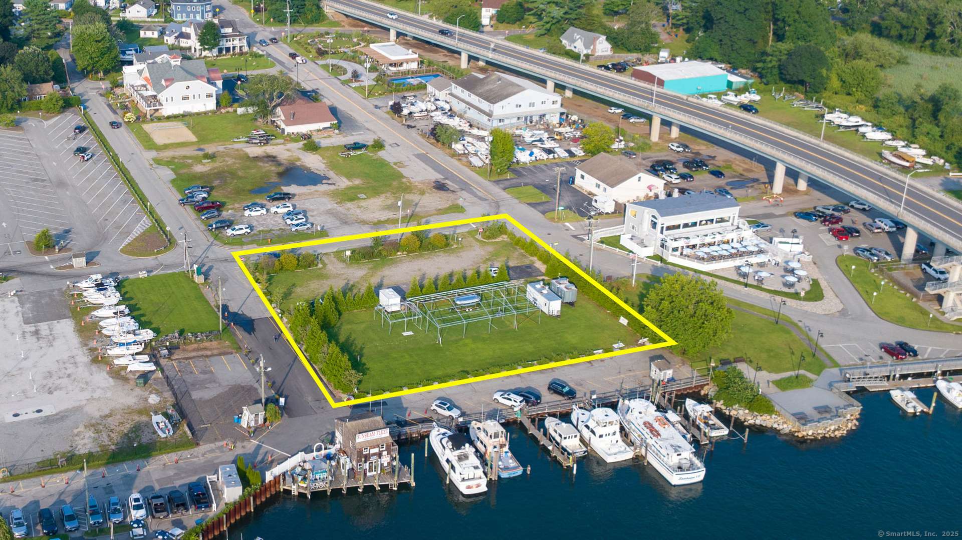 Waterford, CT 06385,377 Mago Point Way #2
