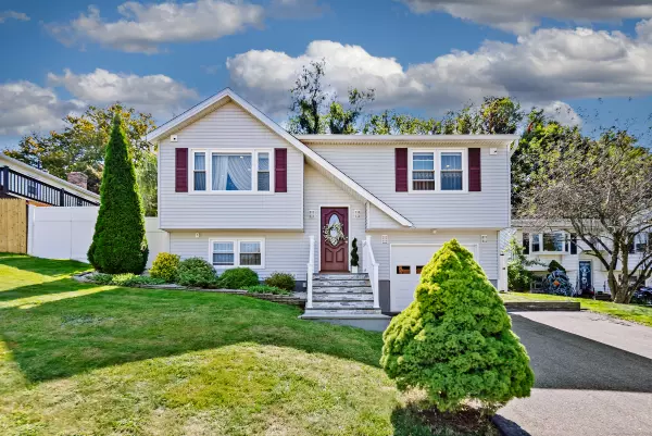 10 Thompson Crest, Meriden, CT 06450