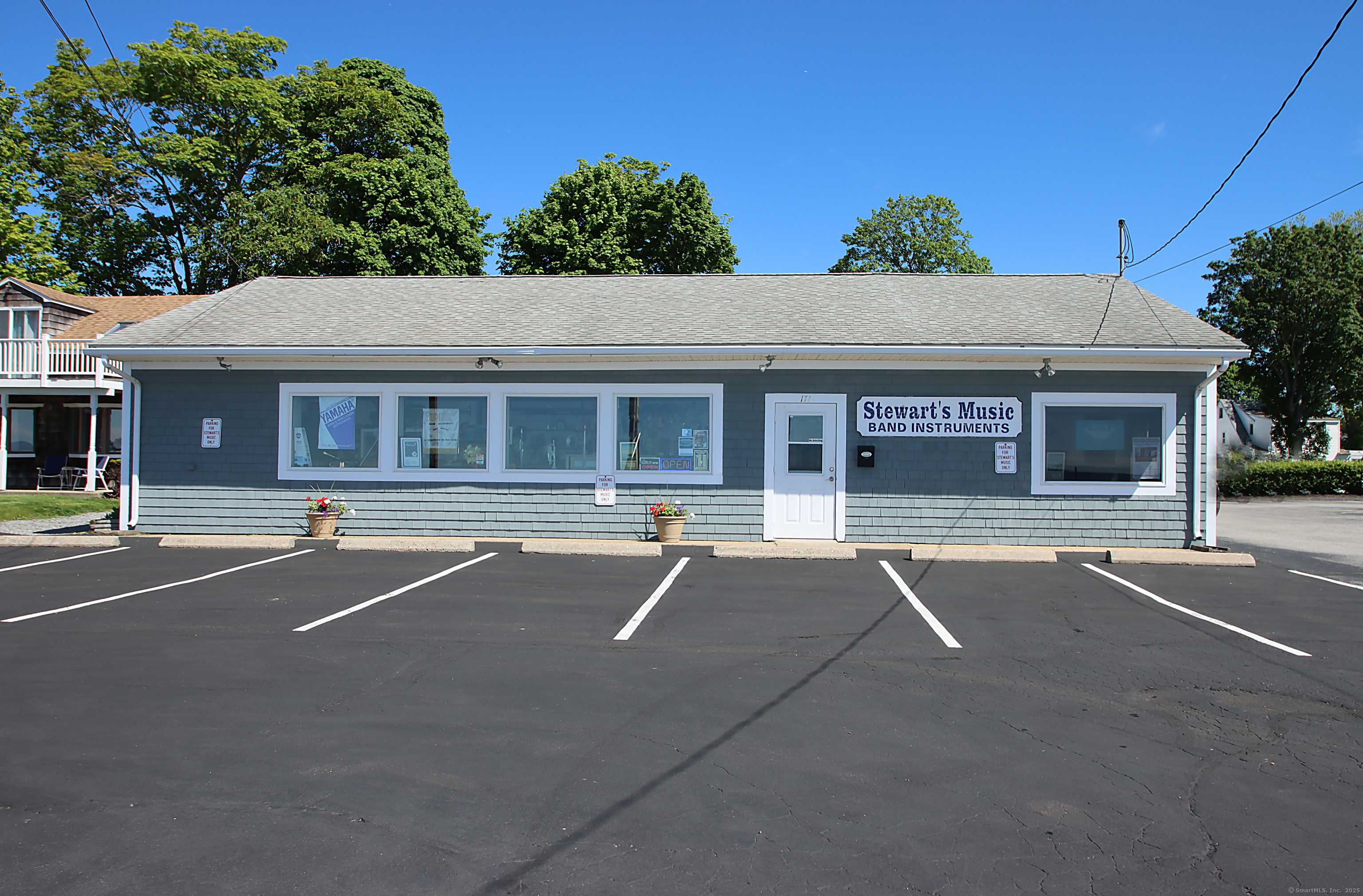 171 Main Street, East Lyme, CT 06357